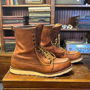 Sold - Red Wing 877 lace ups. Size 15D.